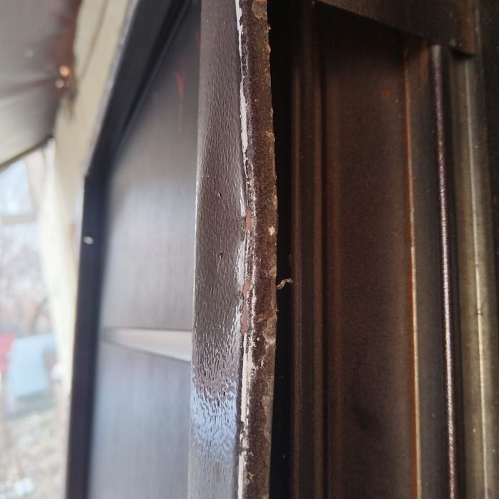 Дверь Бульдорс бу