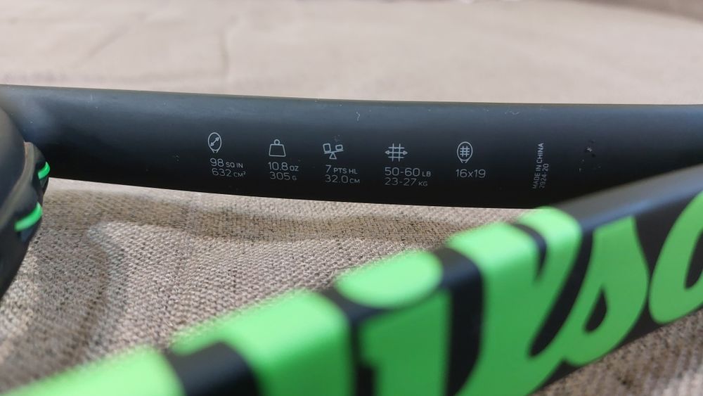 Wilson Blade v7 16x19 - грип 3