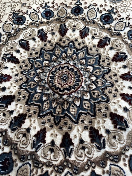 Ковер шерстяной.      ,