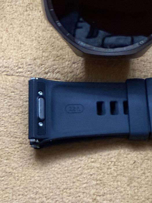 HUAWEI WATCH GT 6 Pro Brown Woven+ curea black fluoroelastomer.