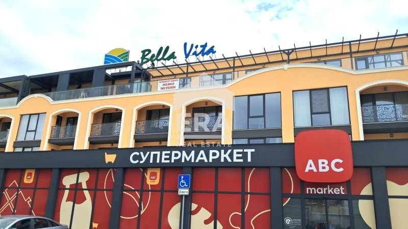 Двустаен, ексклузивен, обзаведен апартамент под наем, с южно изложение