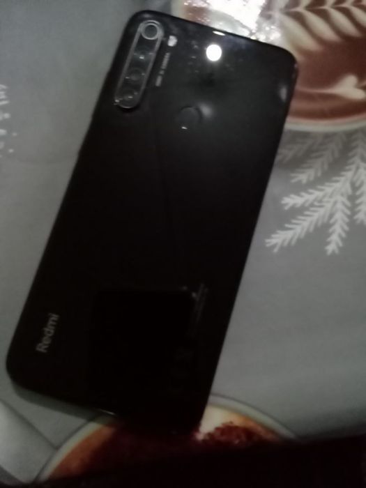 Redmi not 8    6 128
