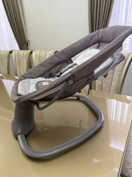 Шезлонг для младенцев