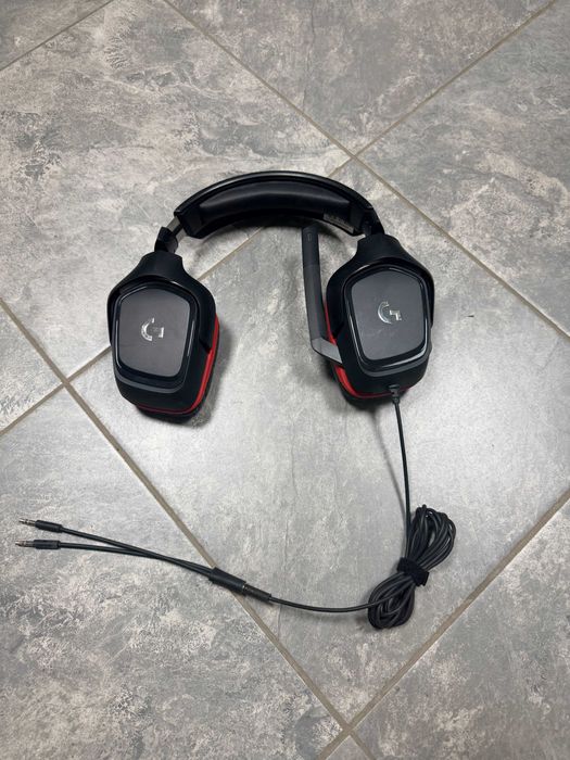 Геймърски слушалки Logitech G332
