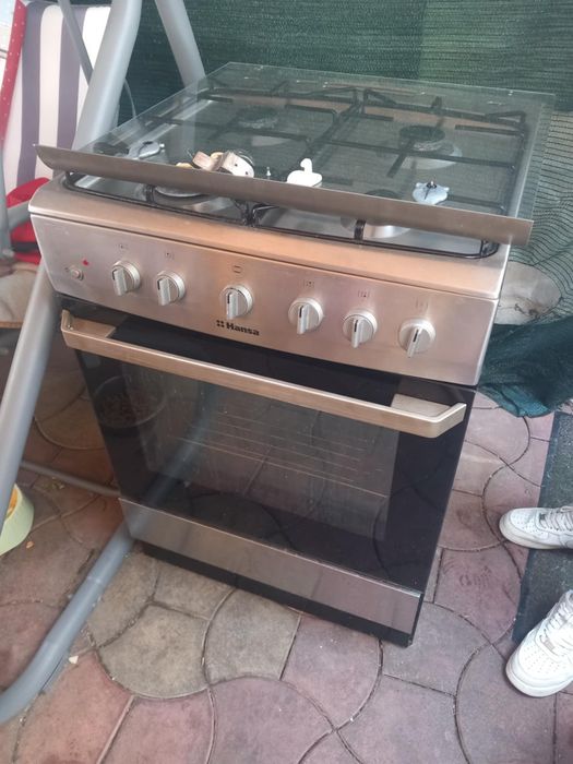 Vând aragaz  Hansa perfect funcțional