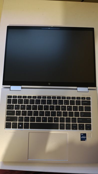HP Elite x360 1040 G9 • i7 / 16GB / 1TB • Touch • Stare 9/10