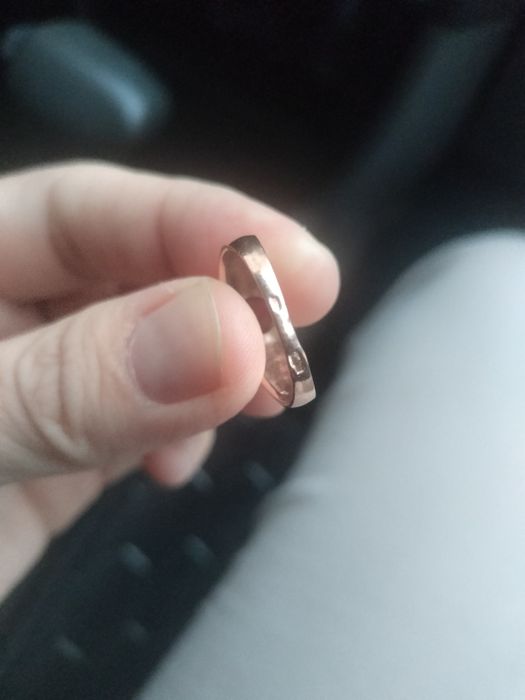 Продам золотое кольцо