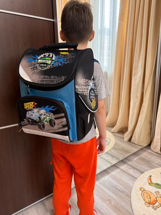 Рюкзак ранец школьный срочно