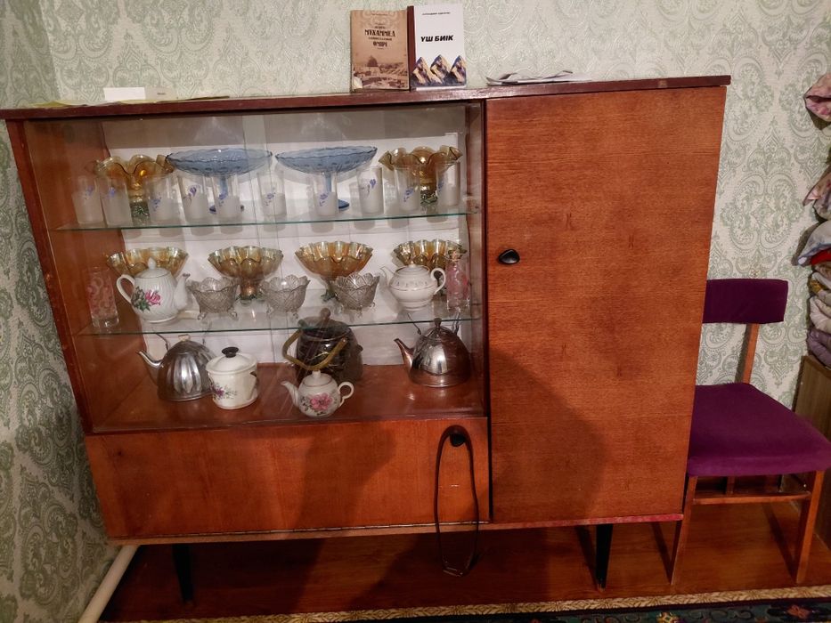 Серван буфед саветски