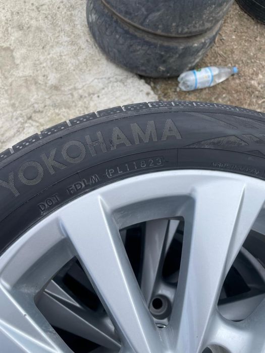 Комплект колеса на Камри 75