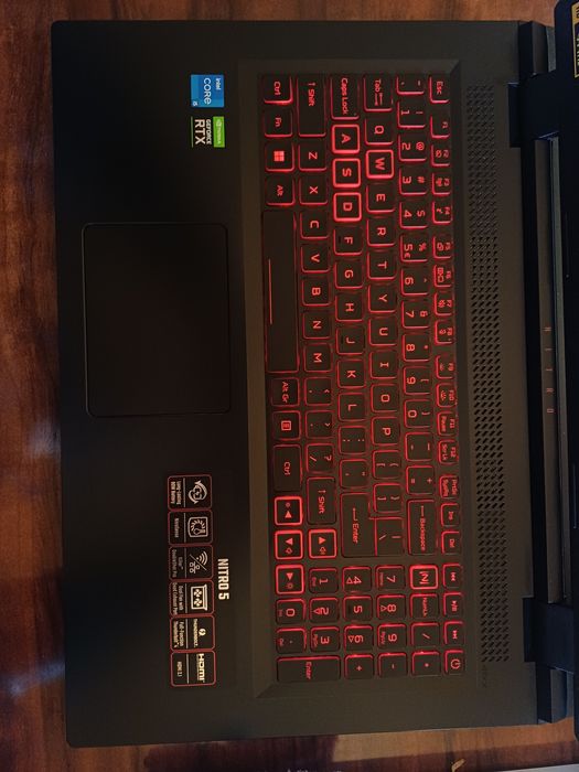 Noutbuk acer nitro 5 17"