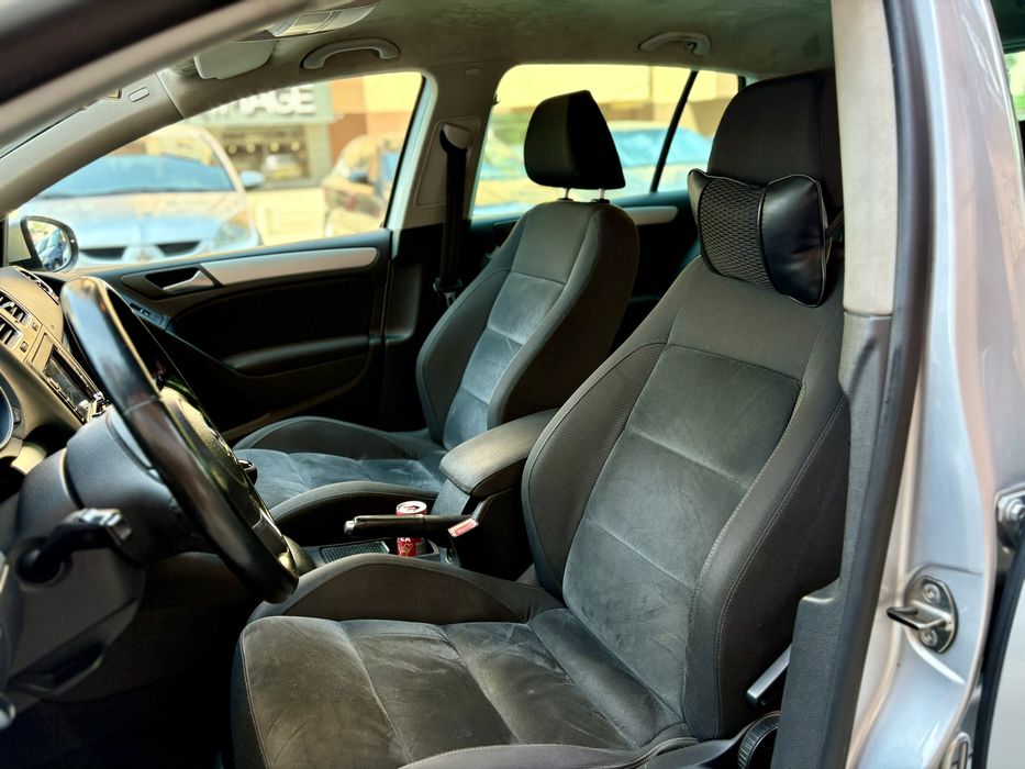 VOLKSWAGEN Golf 2011 — imagine 5