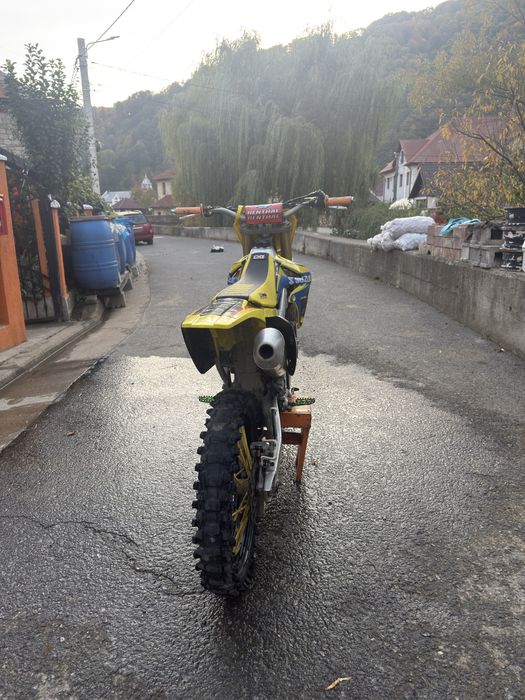 Vand cross suzuki rmz 250