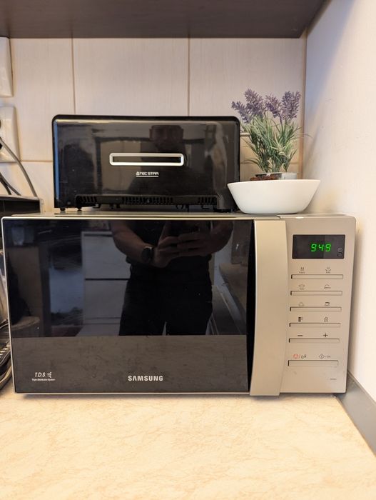 Cuptor cu microunde samsung