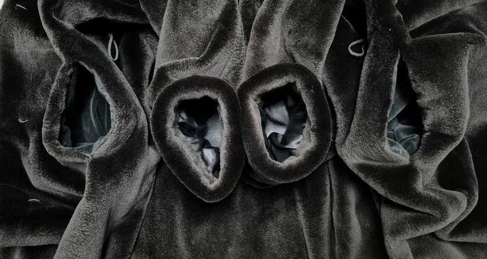 Продам  Норковую шубу. Соболь.