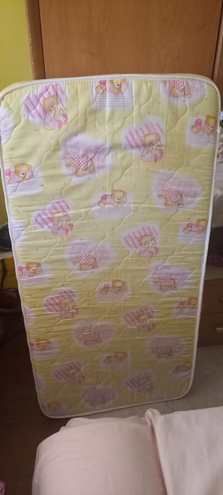 Матрак за детско легло / кошара