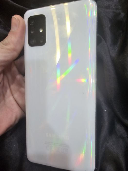 Samsung A51  64 гб