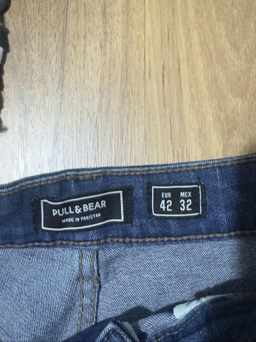 Мъжки дънки Pull&Bear – 20 лв 

Продавам оригинални мъжки дънки P