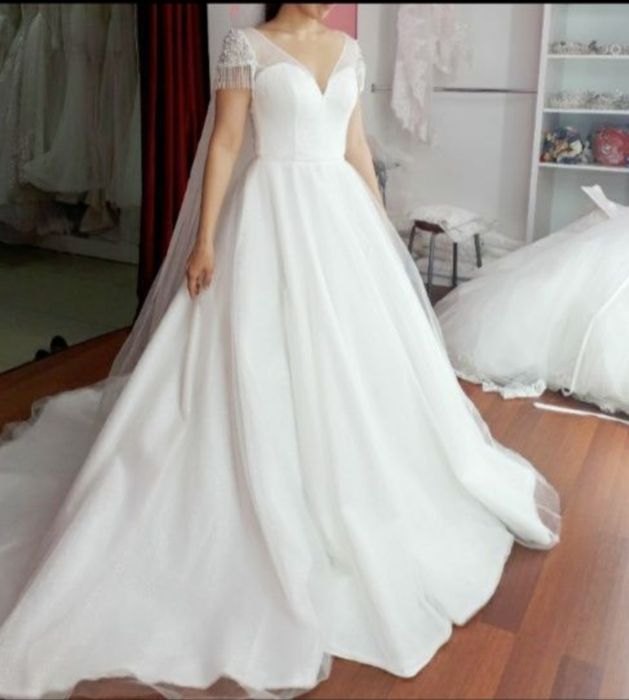 Продам свадебное платье