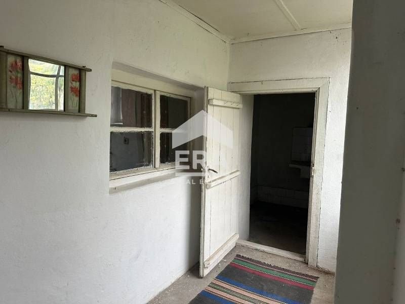 Само в Ера имоти Хасково! Двуетажна къща в село Дряново