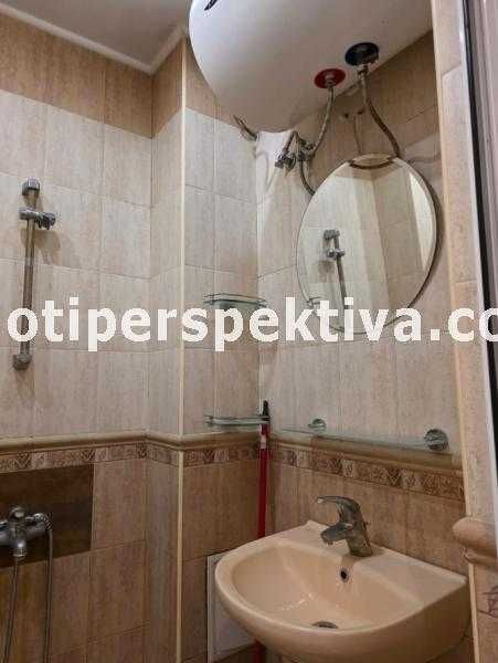 реф.18616 Три отделни стаи, реална квадратура-Камела!