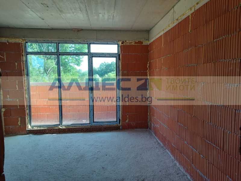 Продава се Къща в София, Челопечене - 280 кв.м за 1250 €/кв.м - Снимка #2