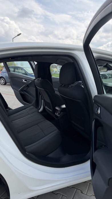 Peugeot 508 2011 Euro 5 Facelift 1.6 Diesel 120 CP Automat Acte la zi Fiscal Propietar Pret 3.650 € Neg
