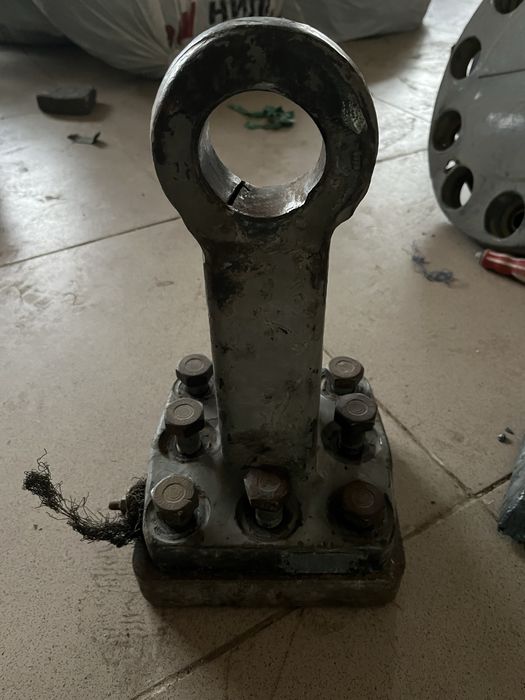 Прицепа с тягачом для хова