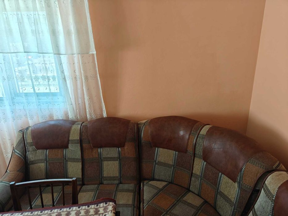 Vând colțar canapea extensibil
