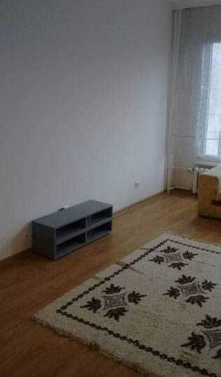 Дава се под наем Тристаен апартамент в София, Люлин 10 - 90 кв.м за 598.23 € - Снимка #2