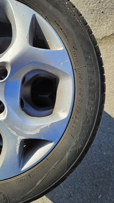 Продавам летни гуми Firestone Roadhawk 195/50/15