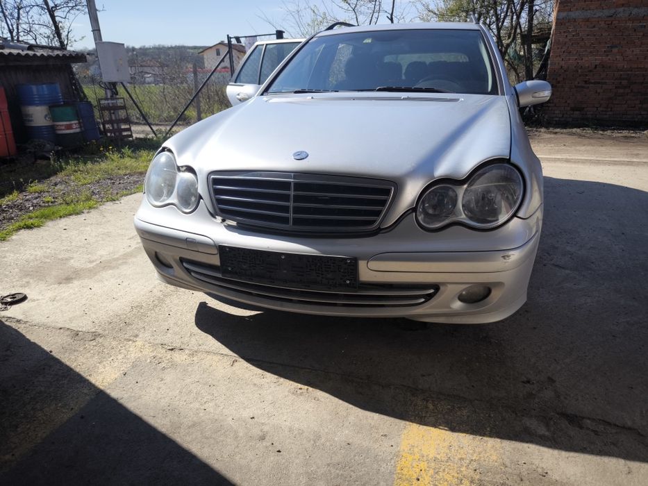 Мерцедес ц220 mercedes c220 w203 на части