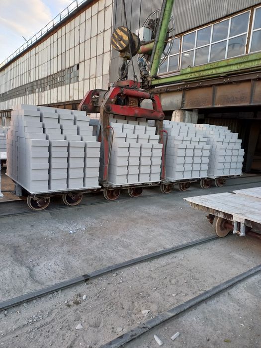 Продам Кирпич лотос