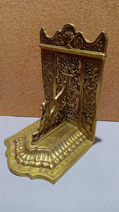 изключителен колекционерски месингов книгоразделител