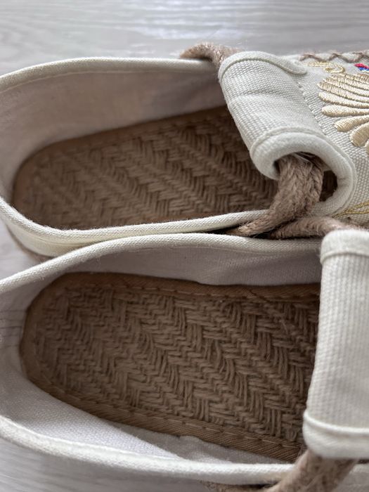 Обувь женская размер 37