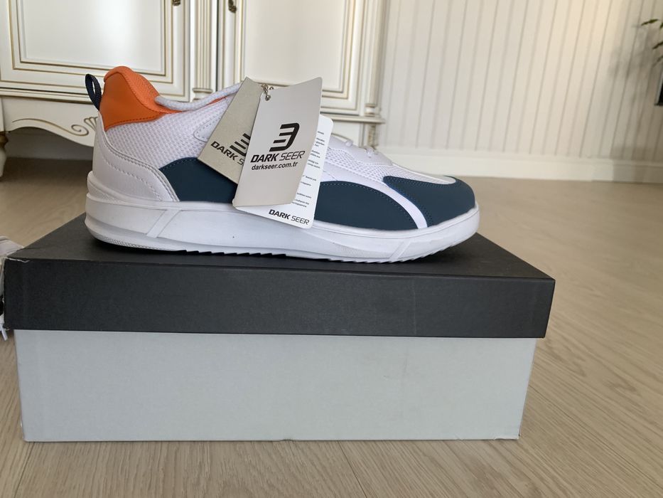 Мужские кроссовки новые Импортные