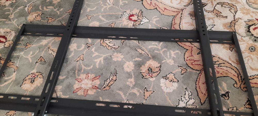 Кронштейн для телевизора