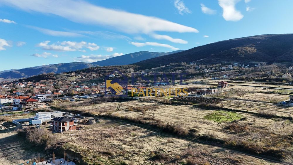 Продава се Парцел в с. Брестник, Област Пловдив - 3100 кв.м за 34 €/кв.м - Снимка #1