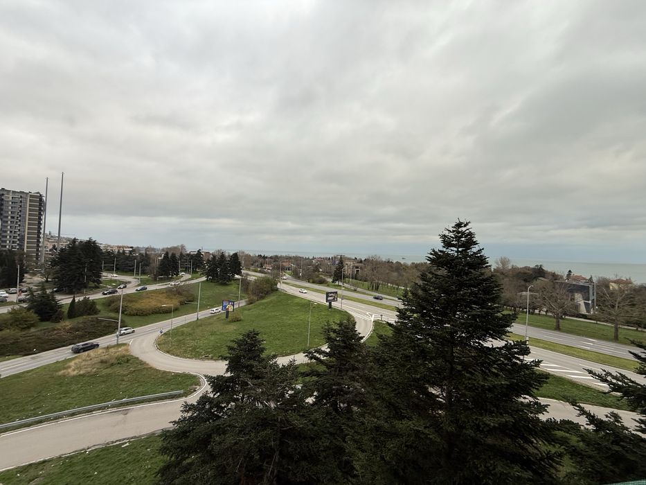 Поднаем тристаен Чайка