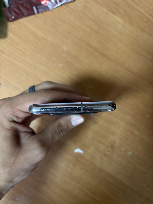 Samsung Galaxy S10 вьетнам