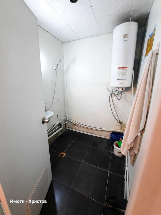 Продава се Двустаен апартамент в Шумен, Боян Българанов 2 - 64 кв.м за 1036 €/кв.м - Снимка #6