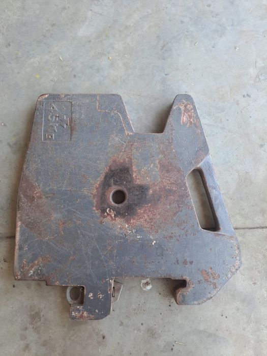 Contra greutăți Massey Ferguson