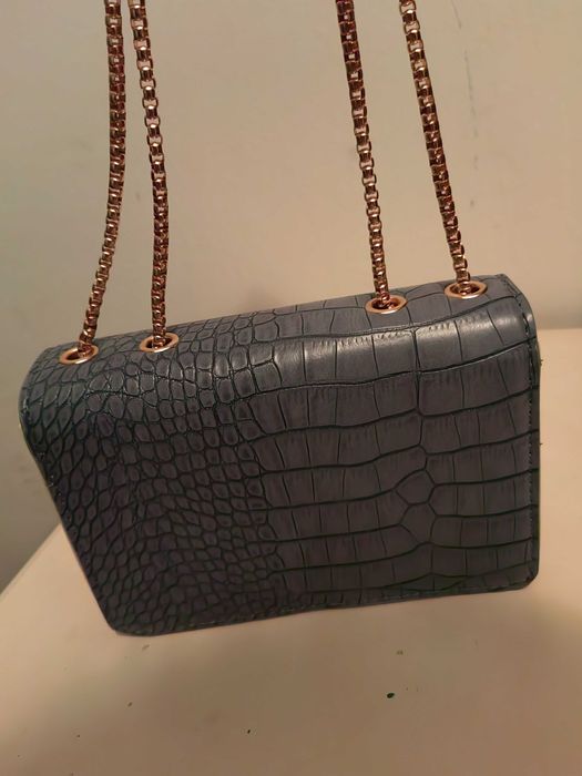 3 броя дамски чанти