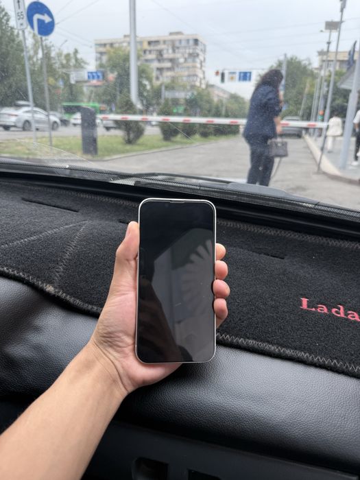Iphone 13 состаяние хороший