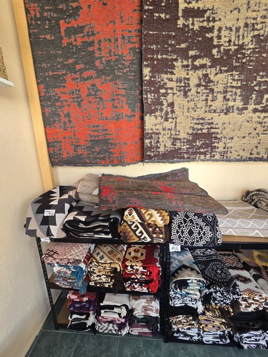 Чисто нови килими