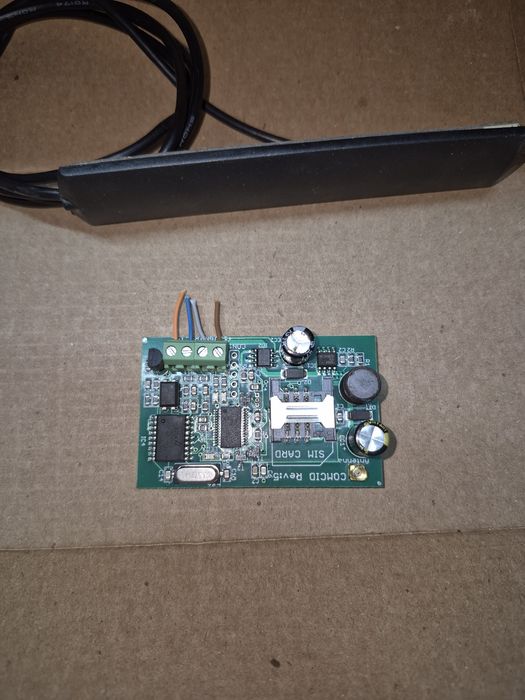 Comunicator GPRS  paradox