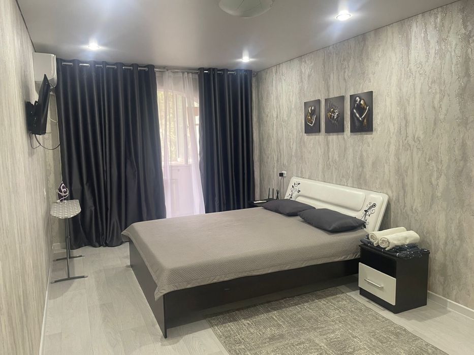 Кв посуточно и почасово , центр ( Зигзаг)