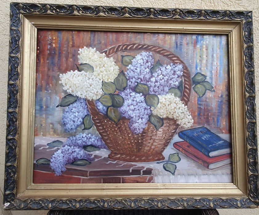 Tablou vintage in ulei pe placaj cu rama decorativa 75×60cm, floral, cos cu liliac