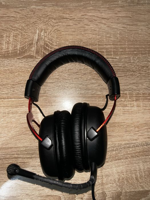 Продам наушники Hyper X Cloud 2