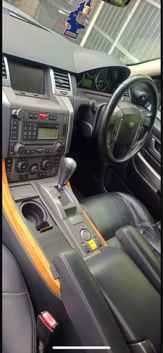 Dezmembrez Range Rover Sport